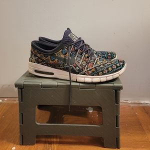 Size 10.5 - Nike SB Stefan Janoski AZTEC Print